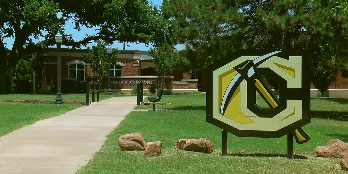 Cameron University President supports accelerated degree programs