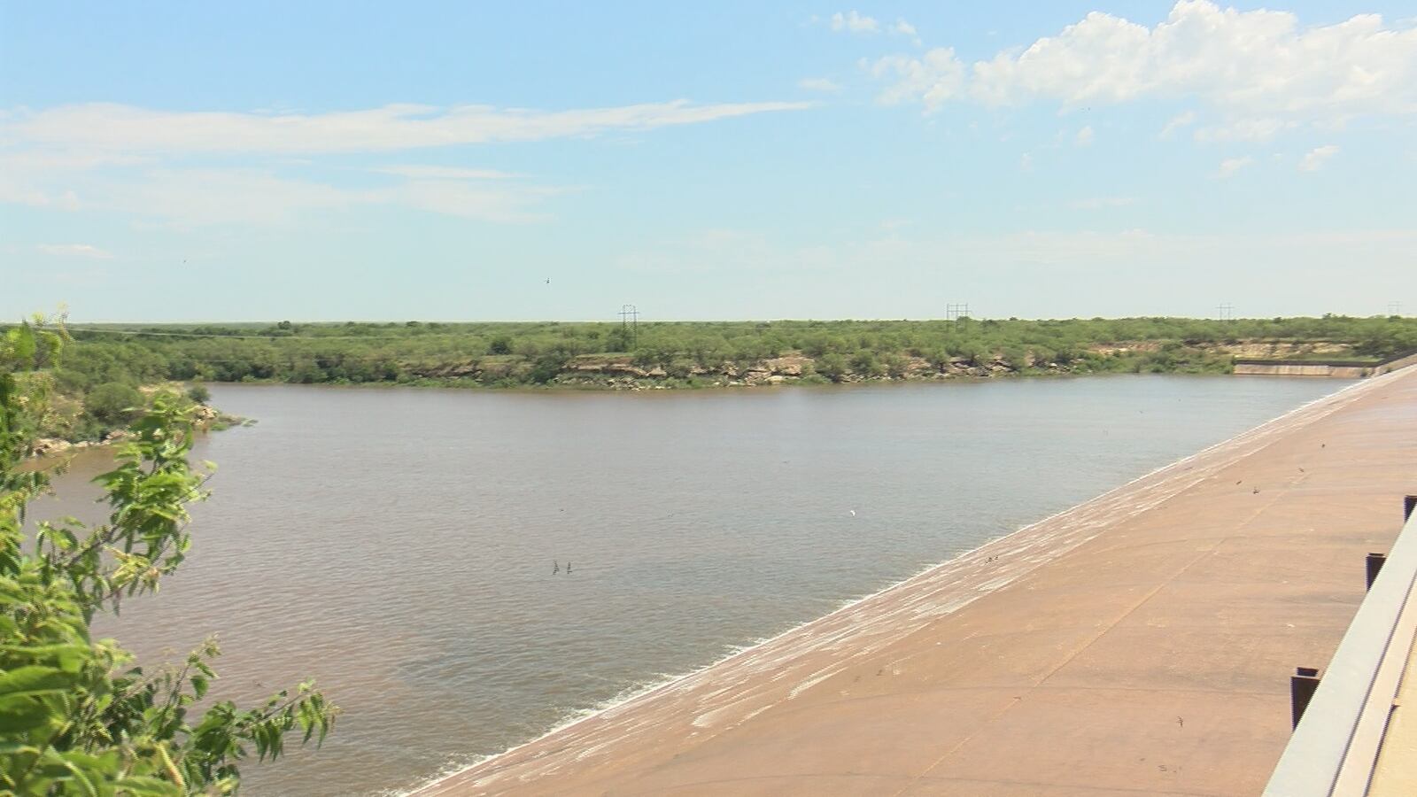 Lakes Arrowhead and Kickapoo water levels reach 100% capacity for first ...